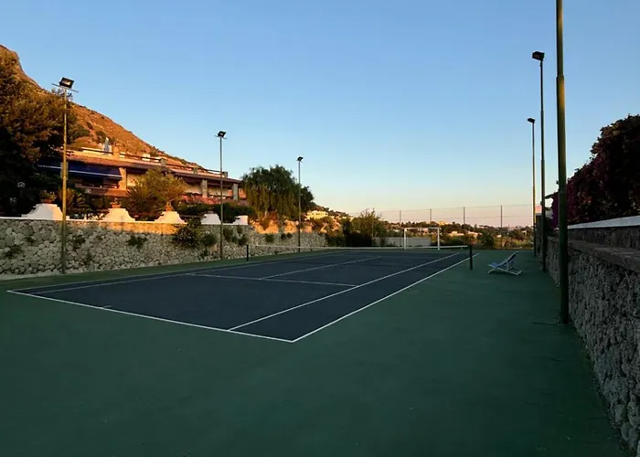 וילה Moma Giardino, Tennis E Piscina Panoramica *