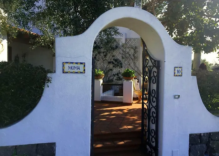 Moma Giardino, Tennis E Piscina Panoramica Villa